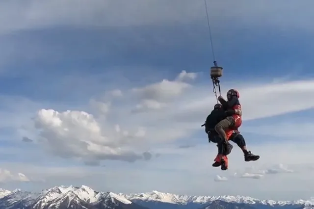 Мать с ребёнком из Екатеринбурга сорвались со скалы в Сочи