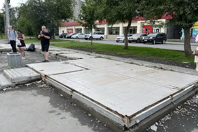 В Екатеринбурге под снос пошли киоски «Роспечати»