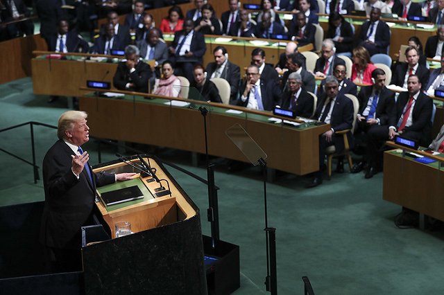 Глава МИД КНДР назвал выступление Трампа собачьим лаем