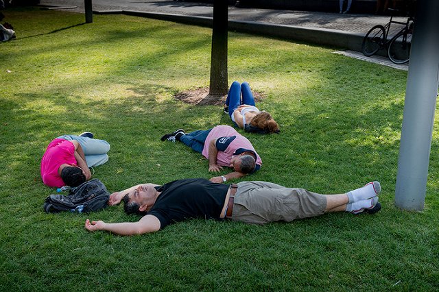 Главный терапевт Екатеринбурга рассказал, как спастись от жары в городе