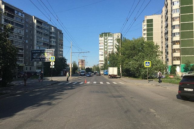 Водителя, сбившего ребенка на Ботанике, разыскивает ГИБДД Екатеринбурга