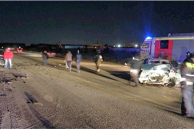 Под Екатеринбургом в ДТП пострадали пять человек