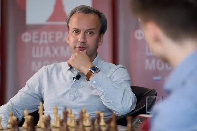 Аркадий Дворкович отменил визит в Екатеринбург