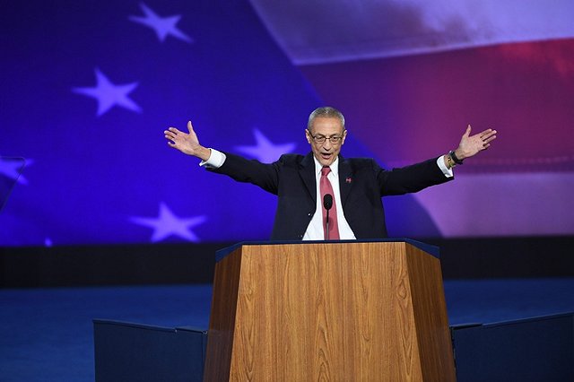 В Wikileaks раскрыли источник утечки переписки Клинтон