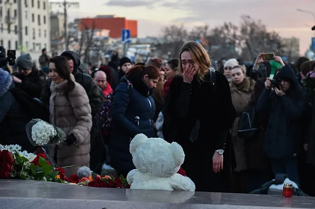 В Петербурге разослали бюджетникам письма об акции памяти «Кемерово, мы с тобой»