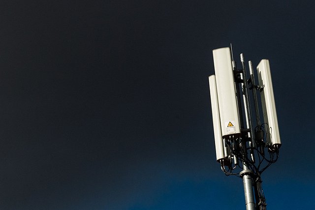 «Призывает к насилию и жестокости»: ФАС возбудила дело в отношении «Мотива»