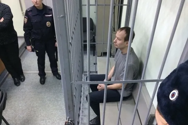 Пыталась защититься коробкой из-под пиццы: уктусский стрелок рассказал подробности двойного убийства