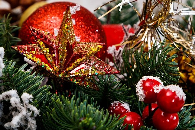 Новогодние каникулы предложили урезать до двух дней