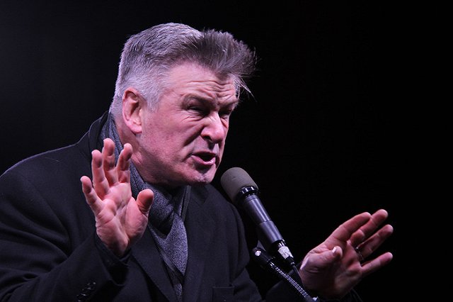 Брат Алека Болдуина попросил его перестать пародировать Дональда Трампа