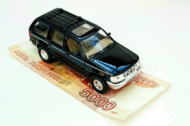 Учительница возмутилась, что на 8 марта ей подарили всего пять тысяч рублей