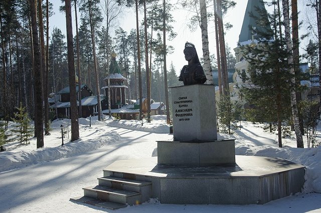 Церковь потребовала доказательств ритуального убийства царской семьи