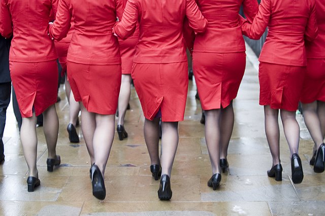 Британцы запустят первый в истории ЛГБТ-авиарейс