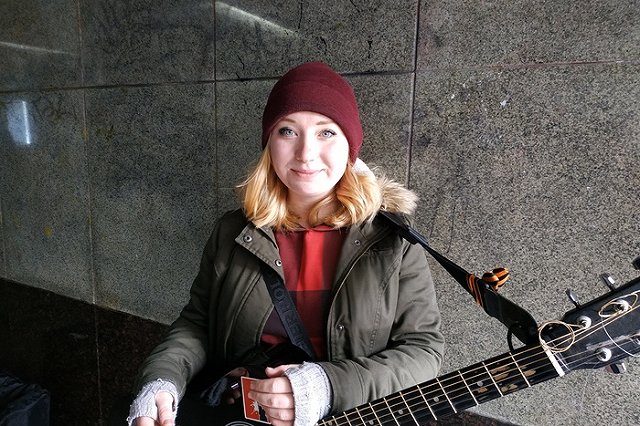 Певица из перехода на Вайнера Наташа: «Слова песни „Je veux“ я просто заучила»