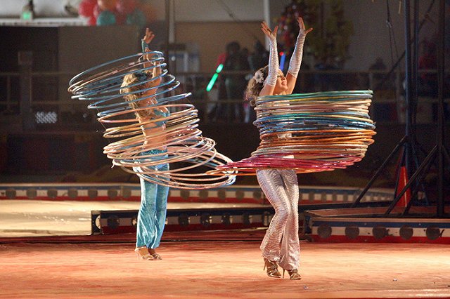 Хулахуп улучшит фигуру быстрее, чем километры ходьбы