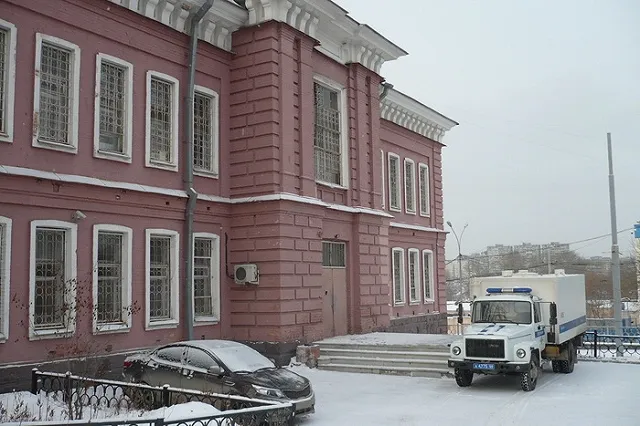 Правозащитники просят отпустить под домашний арест треть содержащихся в СИЗО