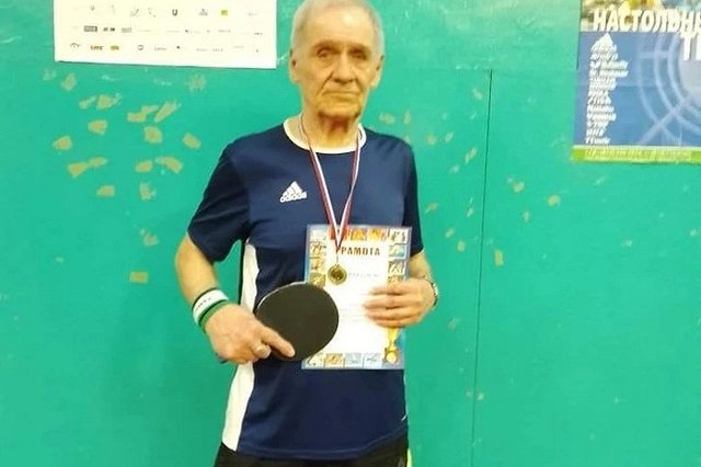 В свердловском бассейне погиб мужчина