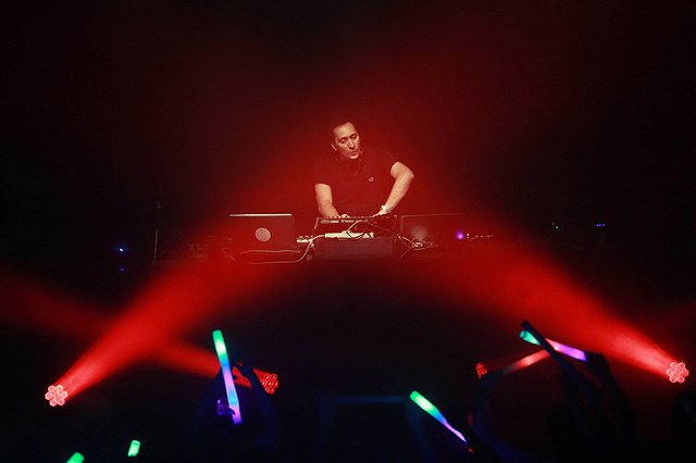 Фанат из Екатеринбурга приготовил для Пола ван Дайка звезду с неба