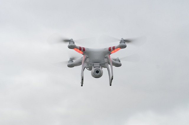 Мэрия просит горожан не использовать на праздновании Дня Победы квадрокоптеры