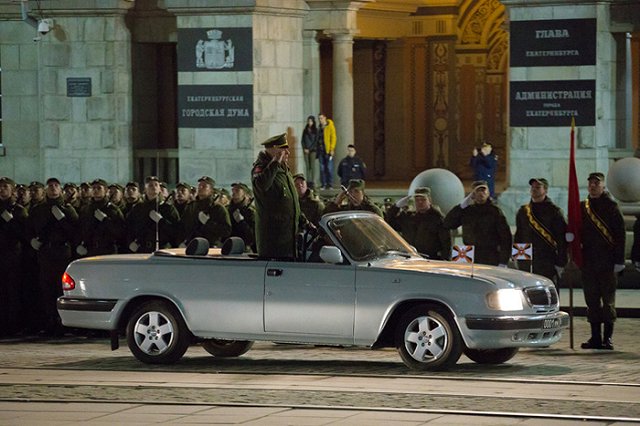В Екатеринбурге на этой неделе начнутся репетиции парада в центре города