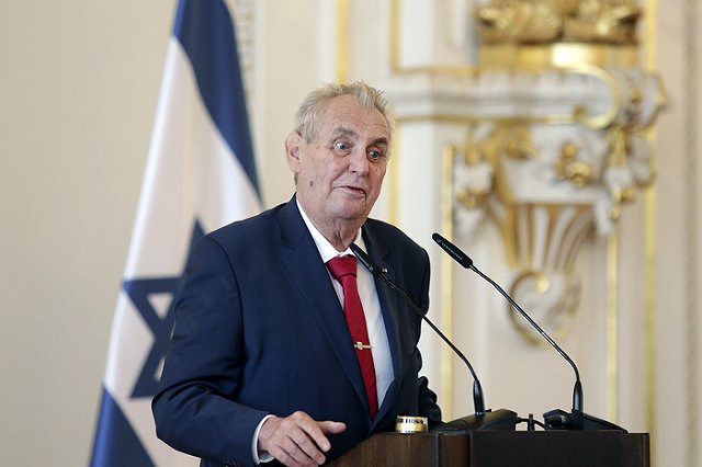 Земан признал факт производства яда семейства «Новичок» на территории Чехии