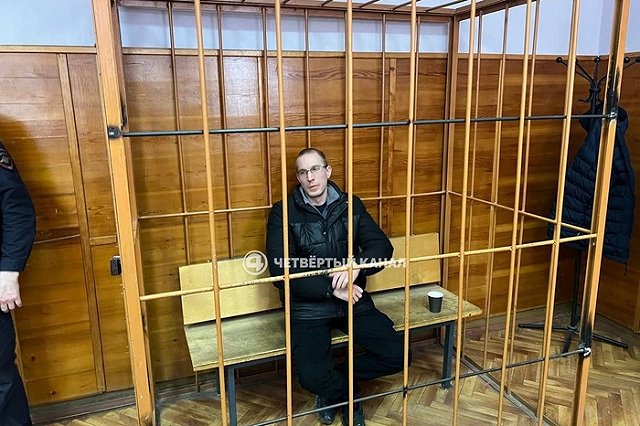 Патологоанатома ДМБ №9, переспавшего с 12-летней девочкой, отправили в СИЗО