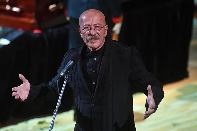 СМИ: Розенбаум находится в тяжелом состоянии после операции