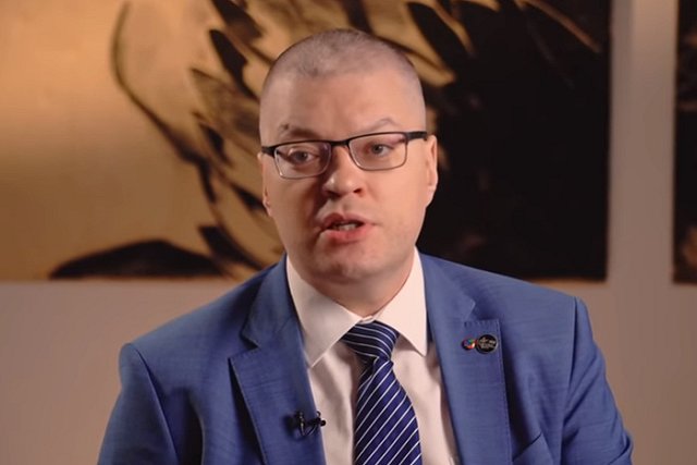 Эксперт объяснил причины устойчивости рубля