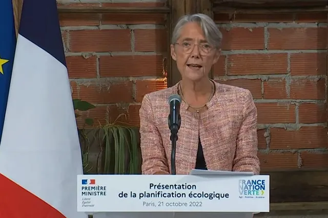 Премьер Франции отказала Украине в ускоренном принятии в Евросоюз