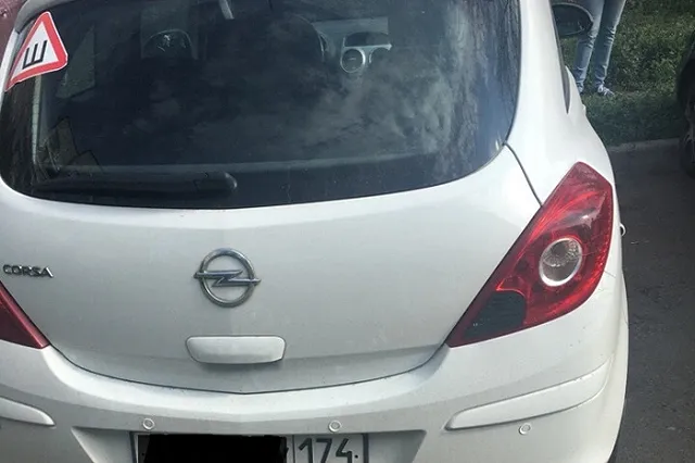 В Магнитогорске мать закрыла грудничка в машине на солнцепеке. «Пусть орет»