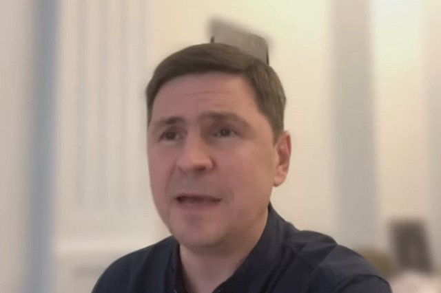 Советник Зеленского Подоляк «объяснил», что жертвы в «Крокусе» отвлекли внимание мира от ДнепроГЭС