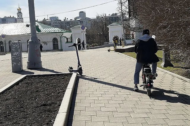 Свердловский Минздрав: по числу травмированных на электросамокатах дети догоняют взрослых