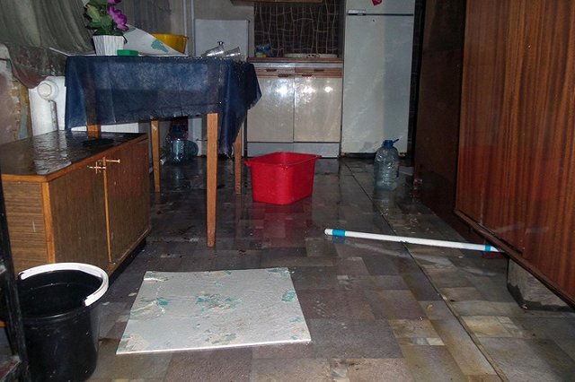 Жители дома по улице Ботаническая, 24 терпят коммунальное бедствие