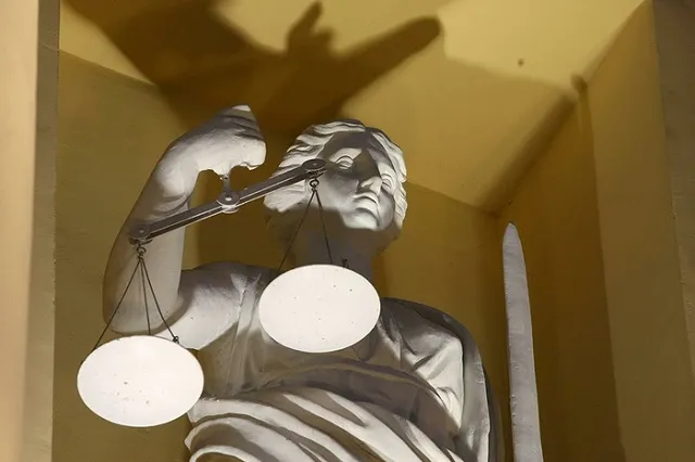 Судья мог свести счеты с жизнью из-за конфликта с женой и начальством