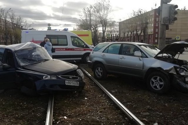 Смертельное ДТП с Lexus на Космонавтов попало на видео