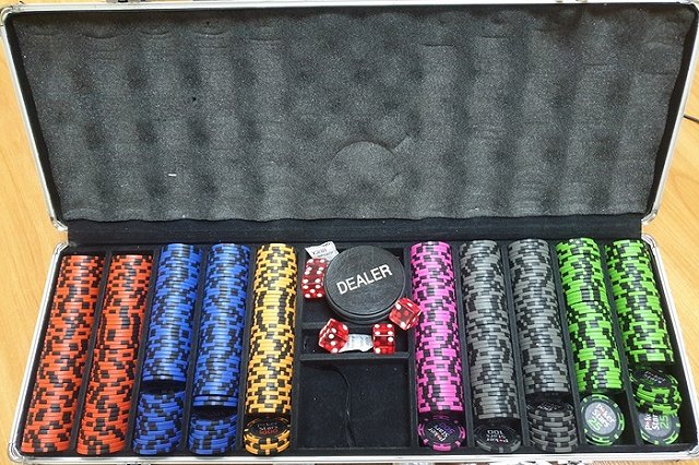 Екатеринбуржец организовал в городе подпольное казино