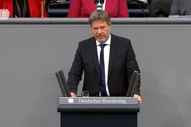 Хабек: Германия «молниеносно» освобождается от зависимости от российских энергоносителей