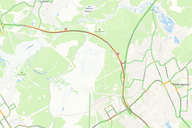 ЕКАД встал в огромную пробку из-за серьёзного ДТП