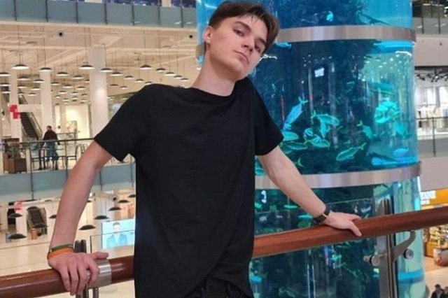 В общежитии УрФУ охранник избил студента-волонтёра