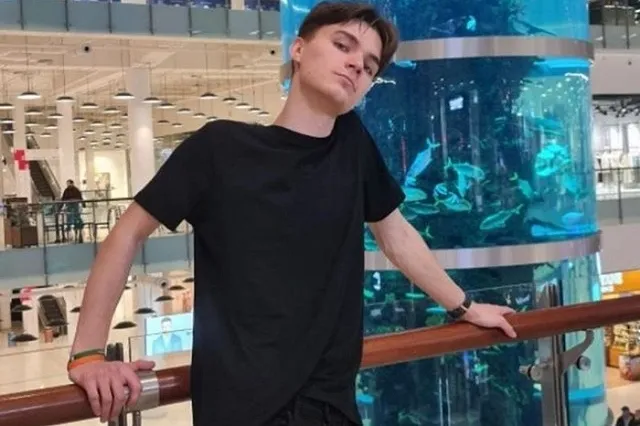 В общежитии УрФУ охранник избил студента-волонтёра