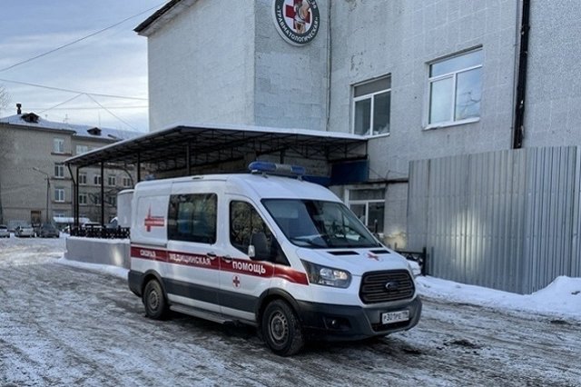 В семье екатеринбуржцев, где годовалую девочку выкинули из окна, уже умирал ребёнок