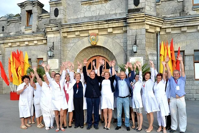 Украина завела уголовное дело за откупорку бутылки вина на заводе «Массандра»