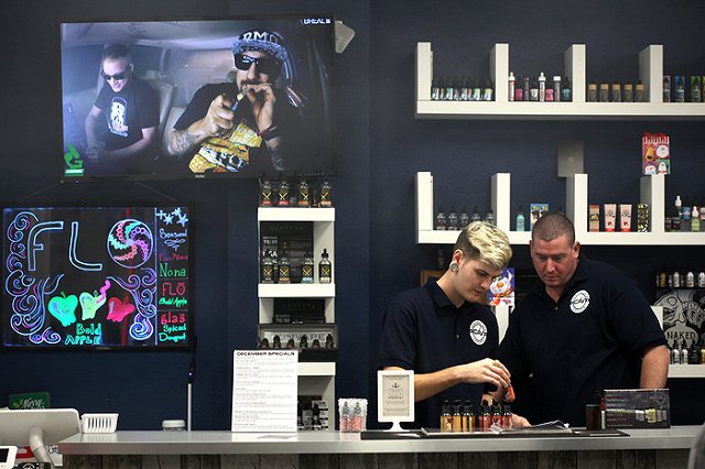 Вейпы попадут под законы для обычных сигарет