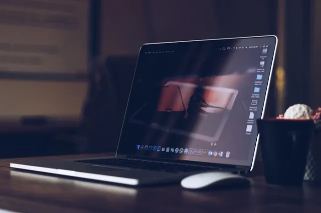 Bloomberg: США рассчитывают вынудить китайских производителей электроники присоединиться к санкциям