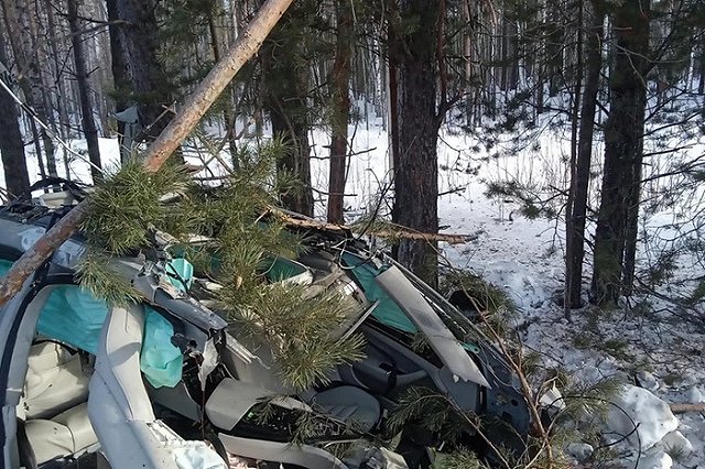 Под Тюменью в ДТП насмерть разбилась 24-летняя свердловчанка