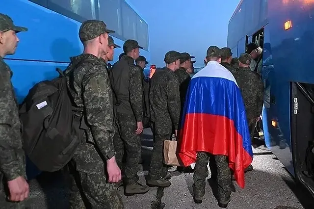 Двое свердловчан на Пасху возвращаются на родину из украинского плена