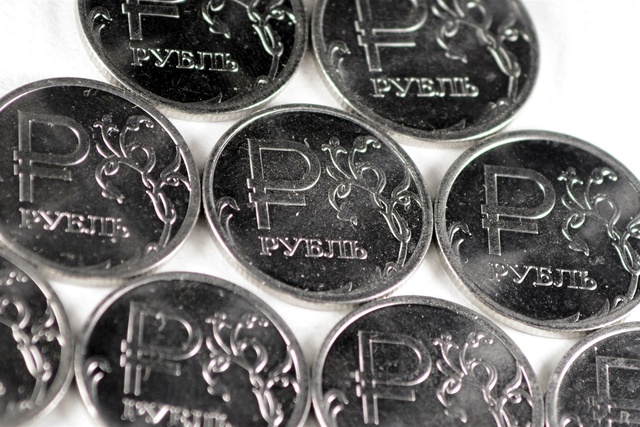 Рубль переживает худший  период с 1998 года