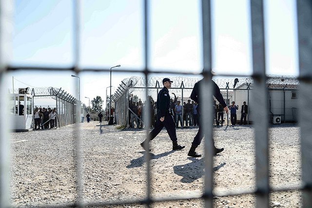 Киевский политолог: Украина уничтожит все русское в Крыму и Донбассе