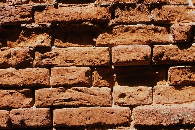 Стены гостиницы «Исеть» рассыпаются