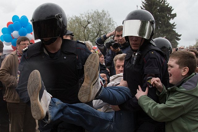В Кремле прокомментировали прошедшие в России протестные акции