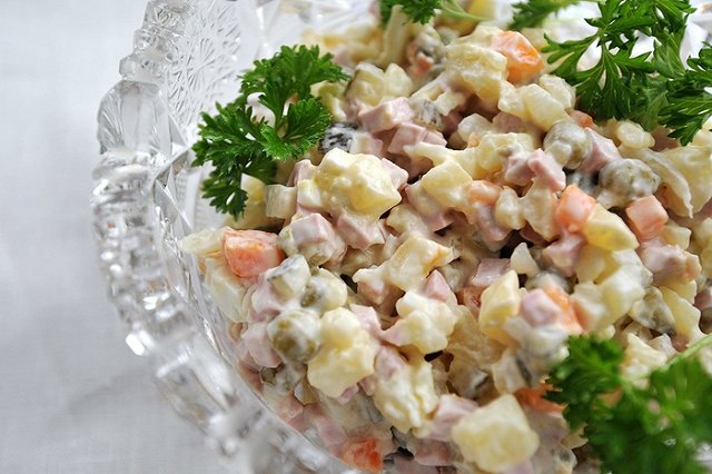 «Магнит» оштрафовали на 300 тыс. рублей за некачественную продукцию